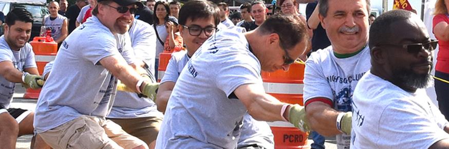 PSEG employees participating at volunteer event